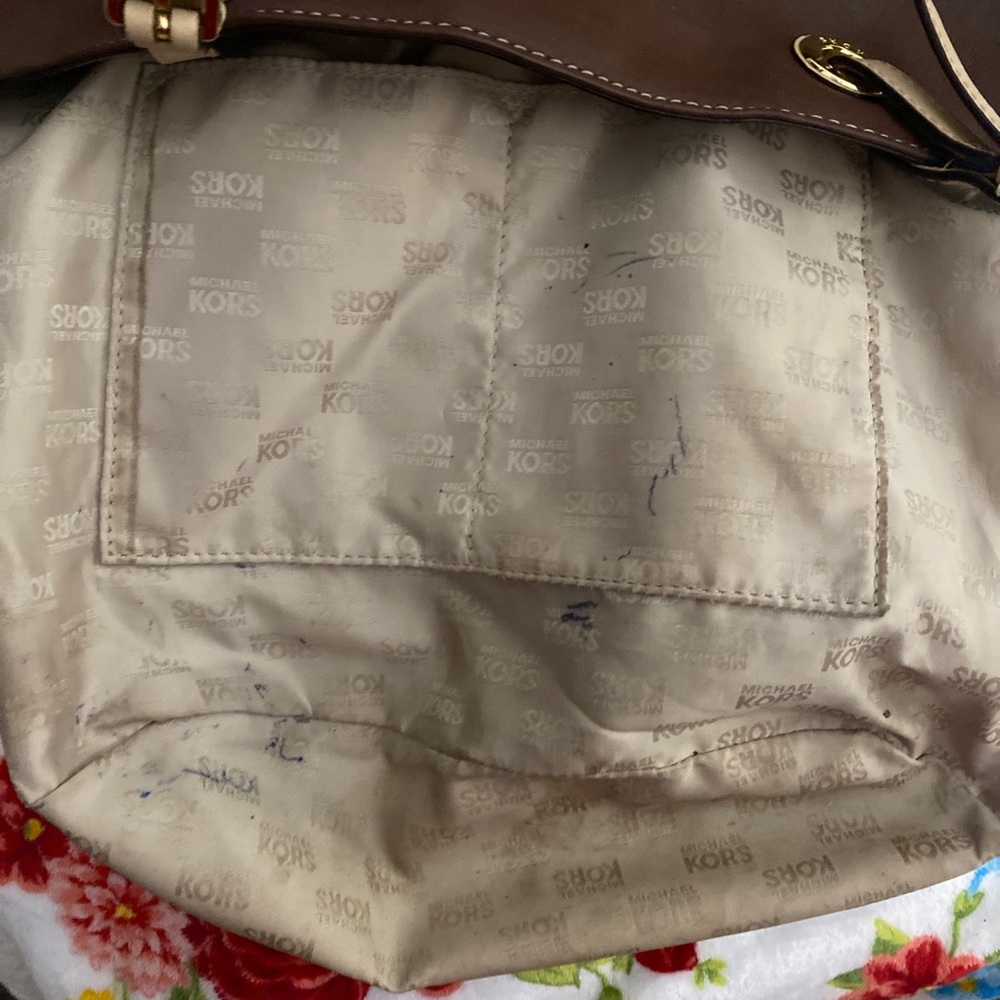Michael Kors Brown Leather Jet Set Tote - Picture 3 of 6